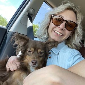 Meet your Posher, Abby